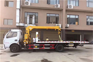 科尔沁左翼后旗附近汽车轮胎更换